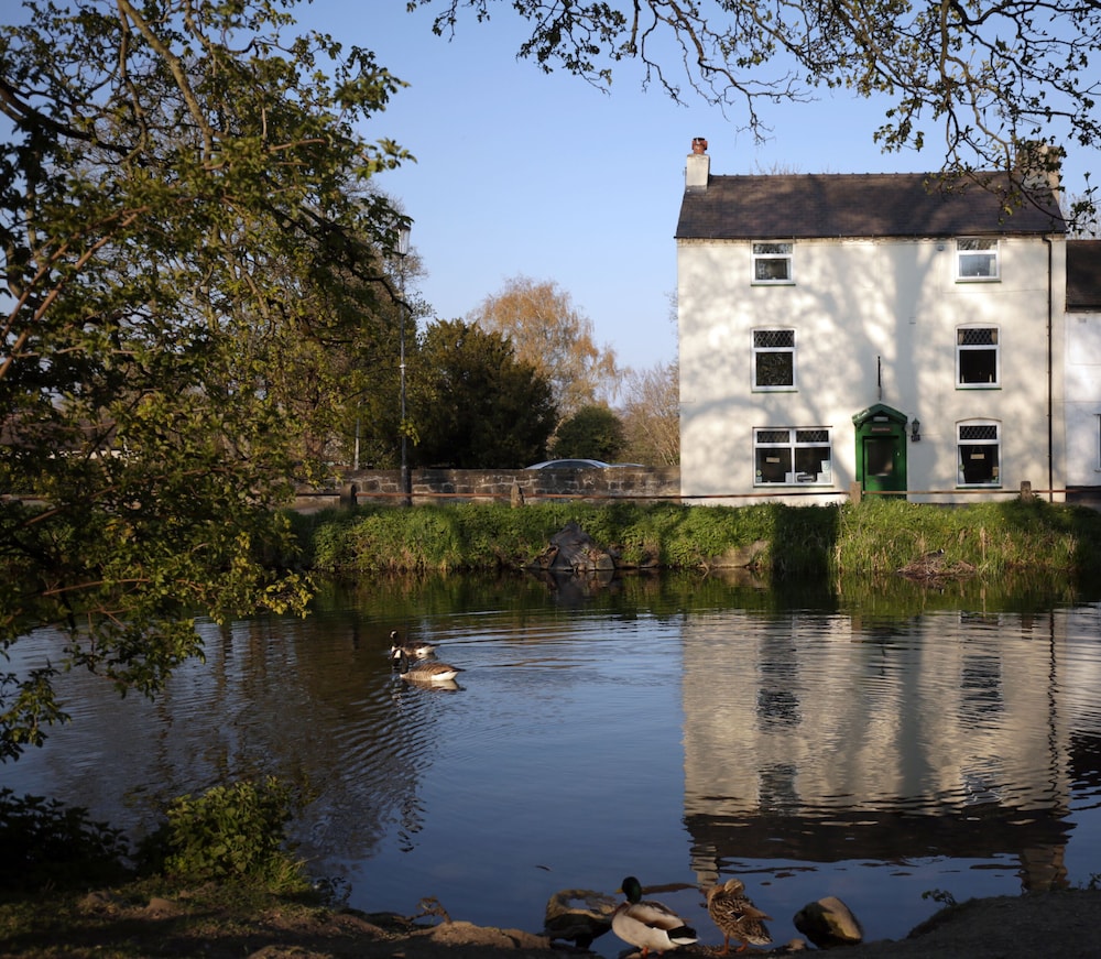 Fitzwarine House 16/21