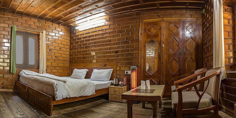 1 BEDROOM, COTTAGE
