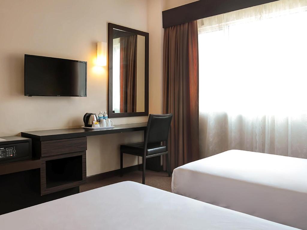 Summer View Hotel 28/47