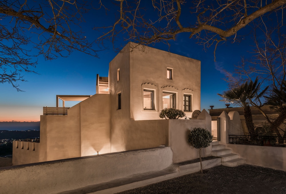 Kastro Mansion 41/50