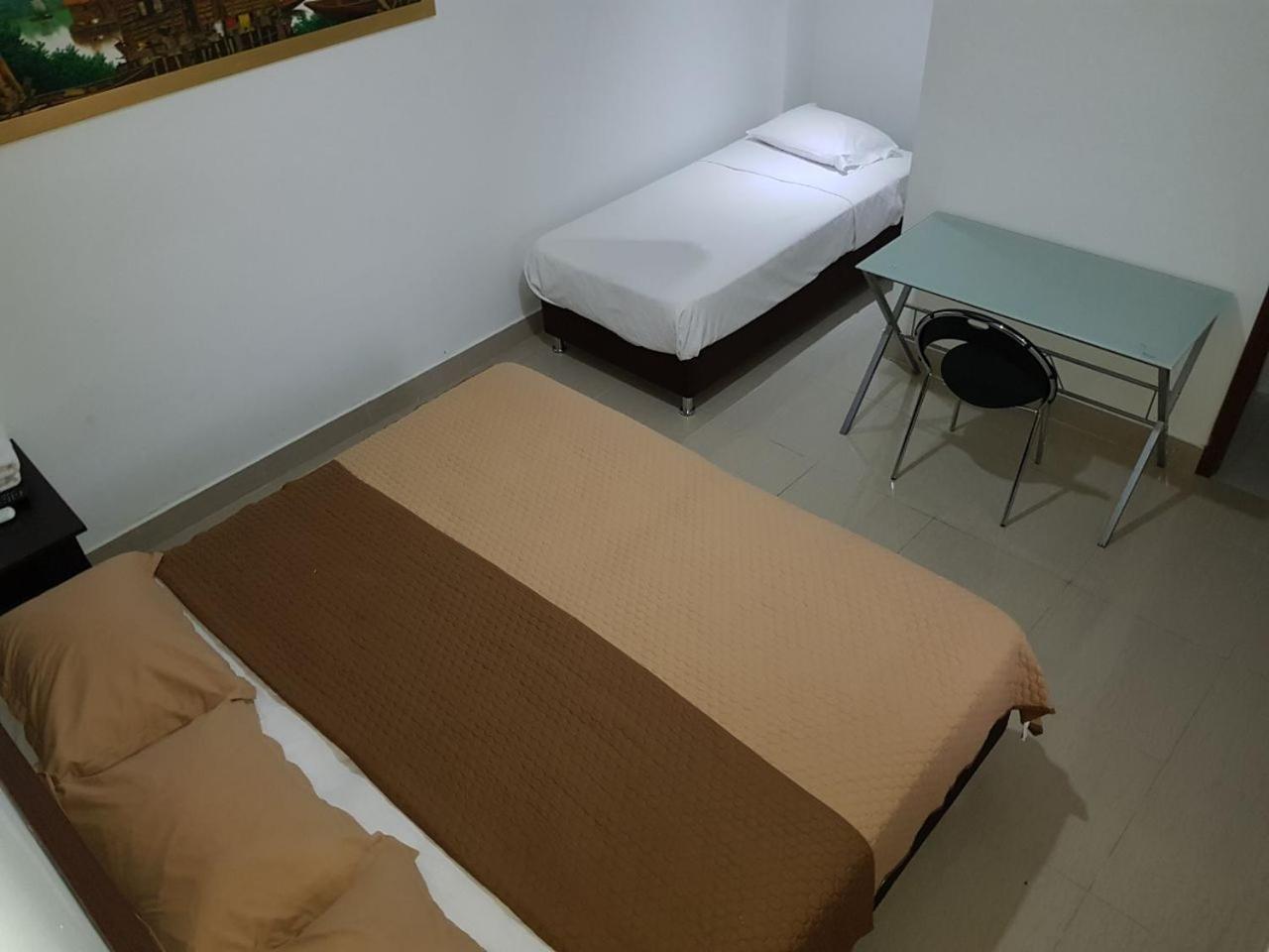 Zafara Hotel 50/50