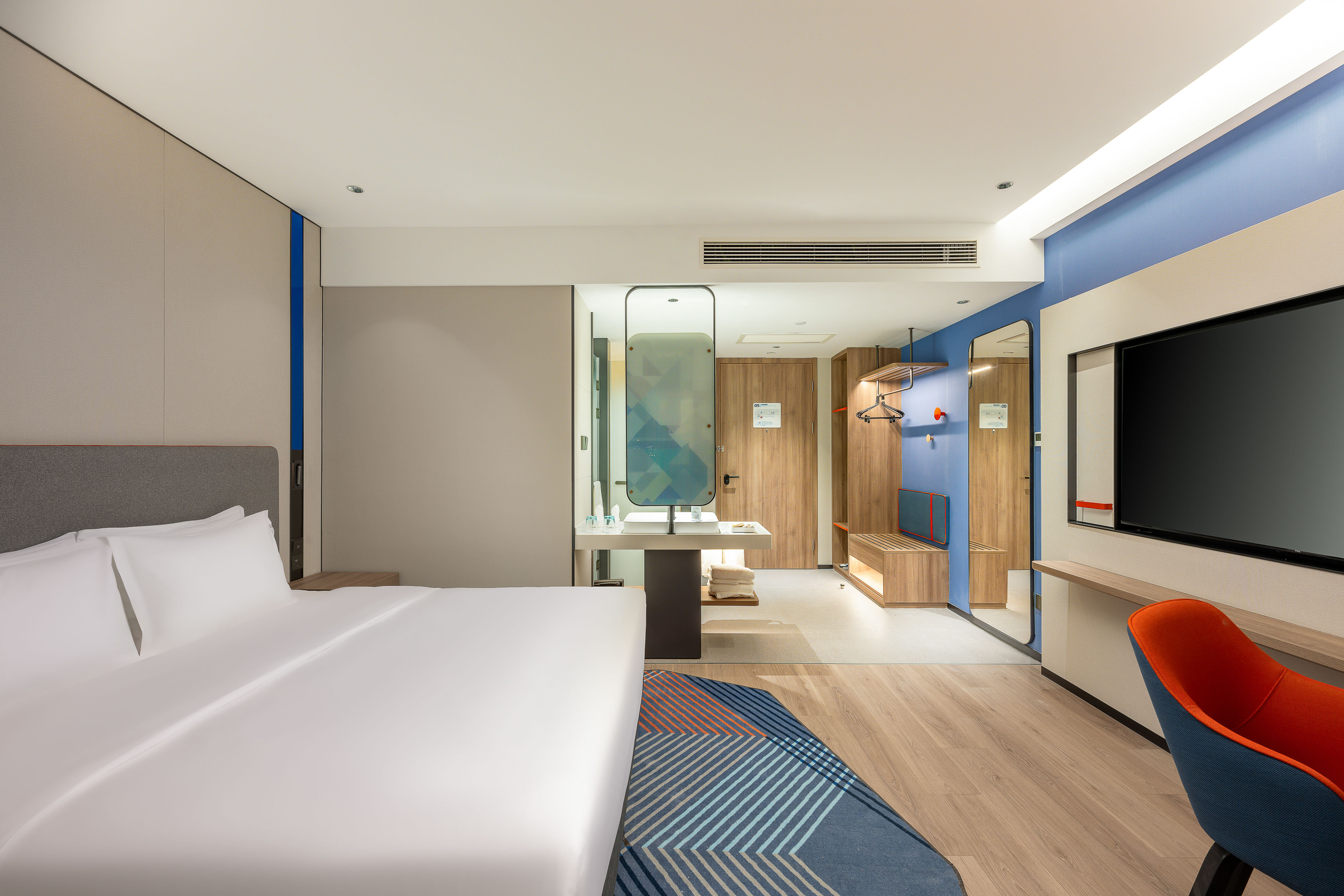 Standard, King Bed
