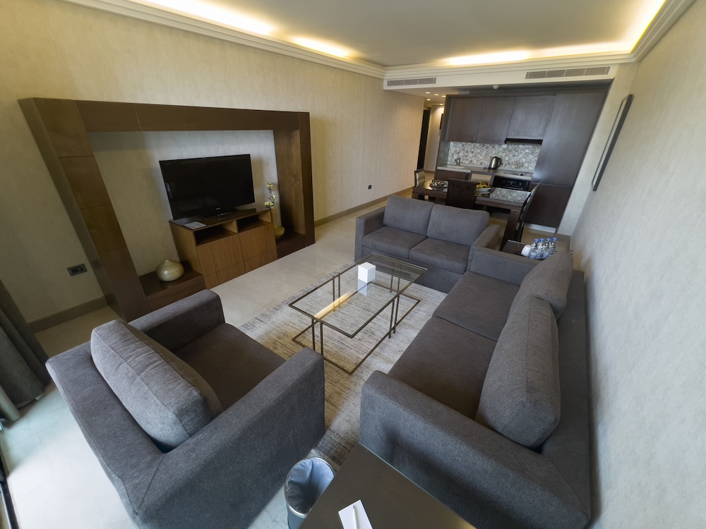 Lancaster Hotel Raouche 47/68