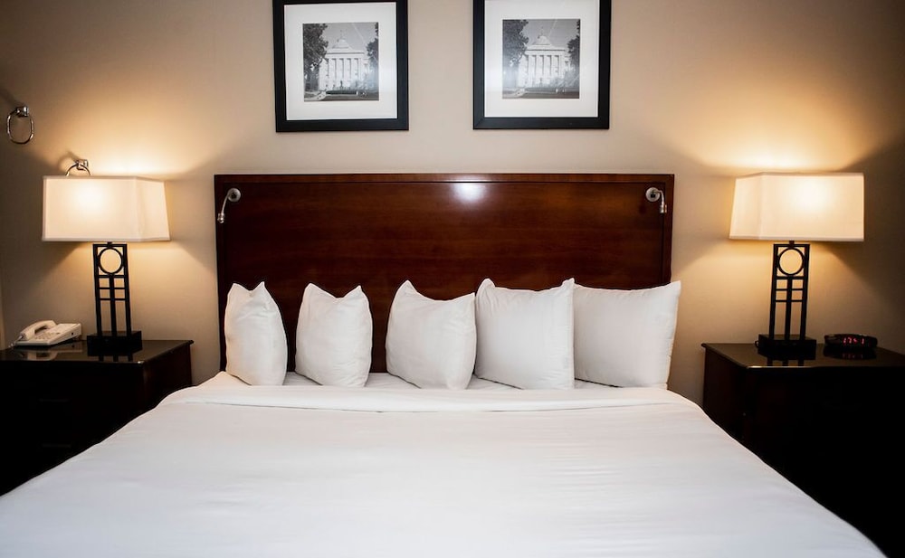 Altoona Grand Hotel 18/49
