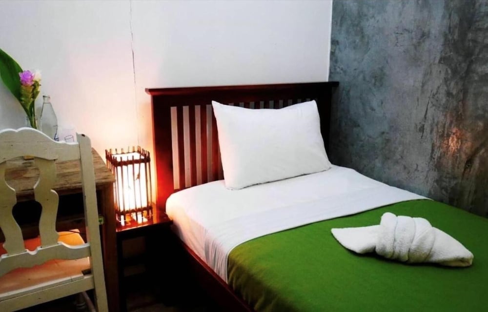 Retro Lanna Hostel Chiangmai 18/35