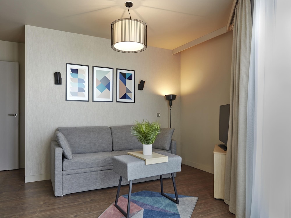 Aparthotel Adagio Paris Suresnes Longchamp 39/68