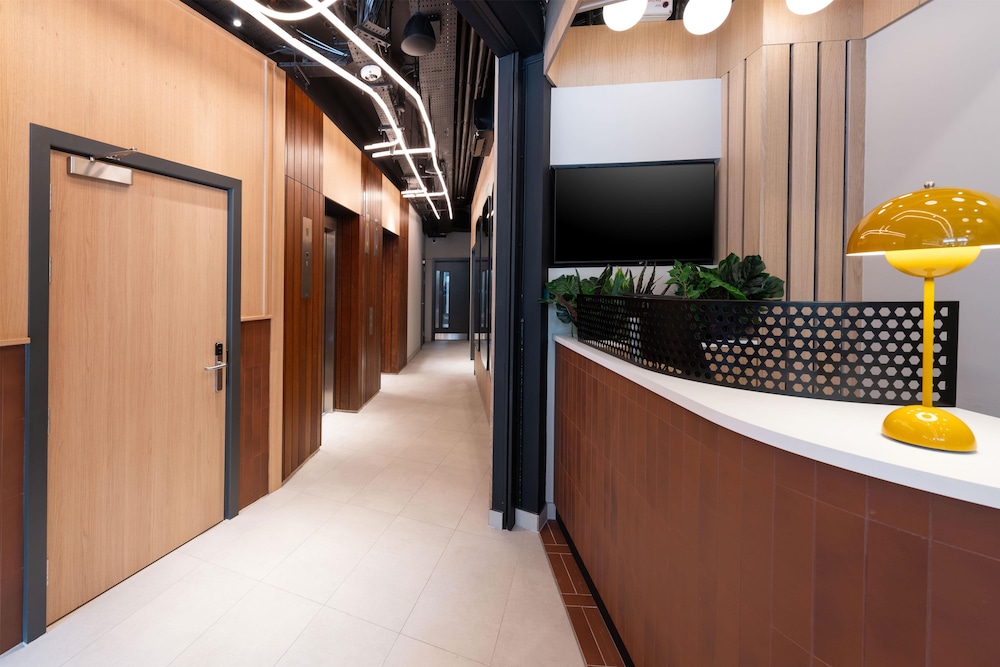 YOTELPAD London Stratford, Select by Hilton 9/50