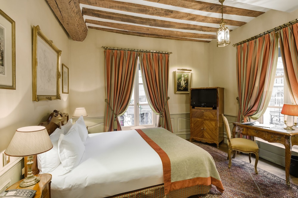 EXECUTIVE, DOUBLE BED