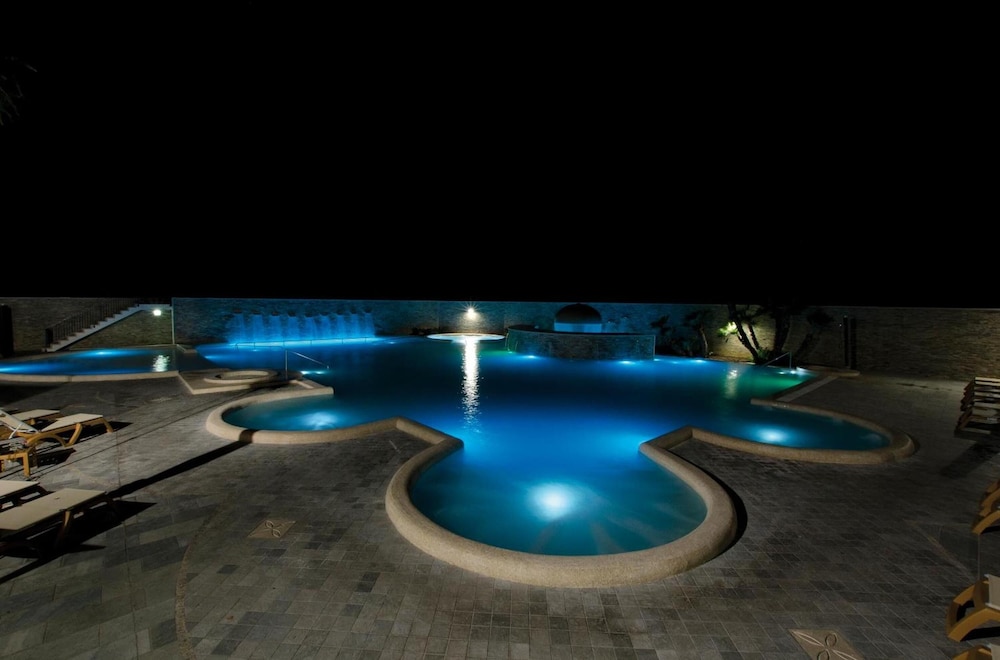 Complesso Terme Vescine 36/41