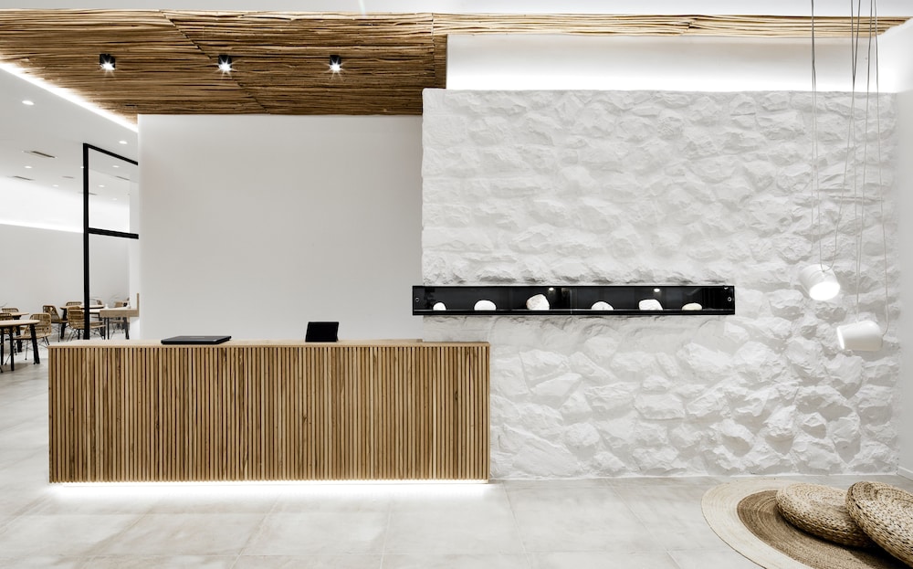Arco Solium Suites 6/48