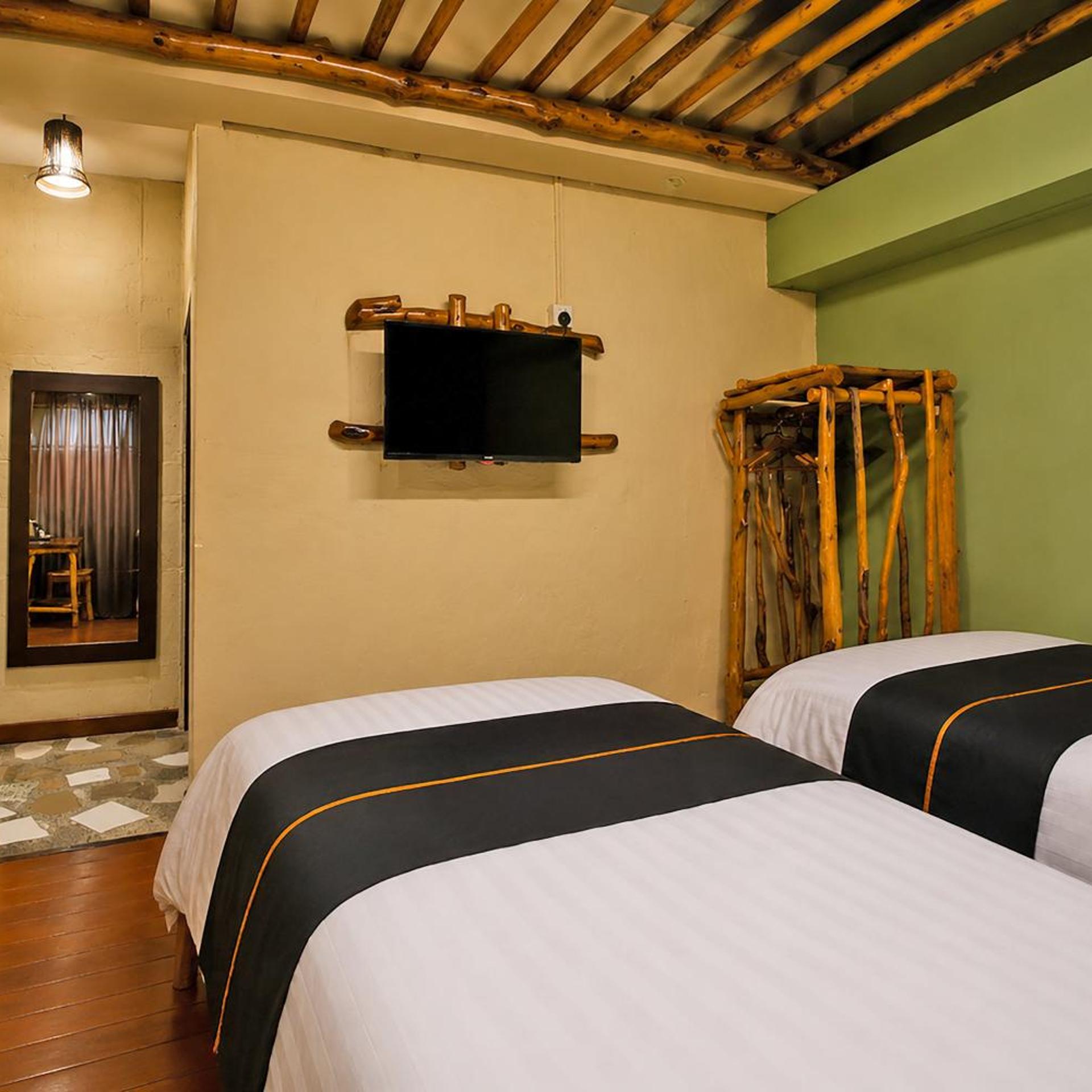 OYO 89411 900 Inn 30/50