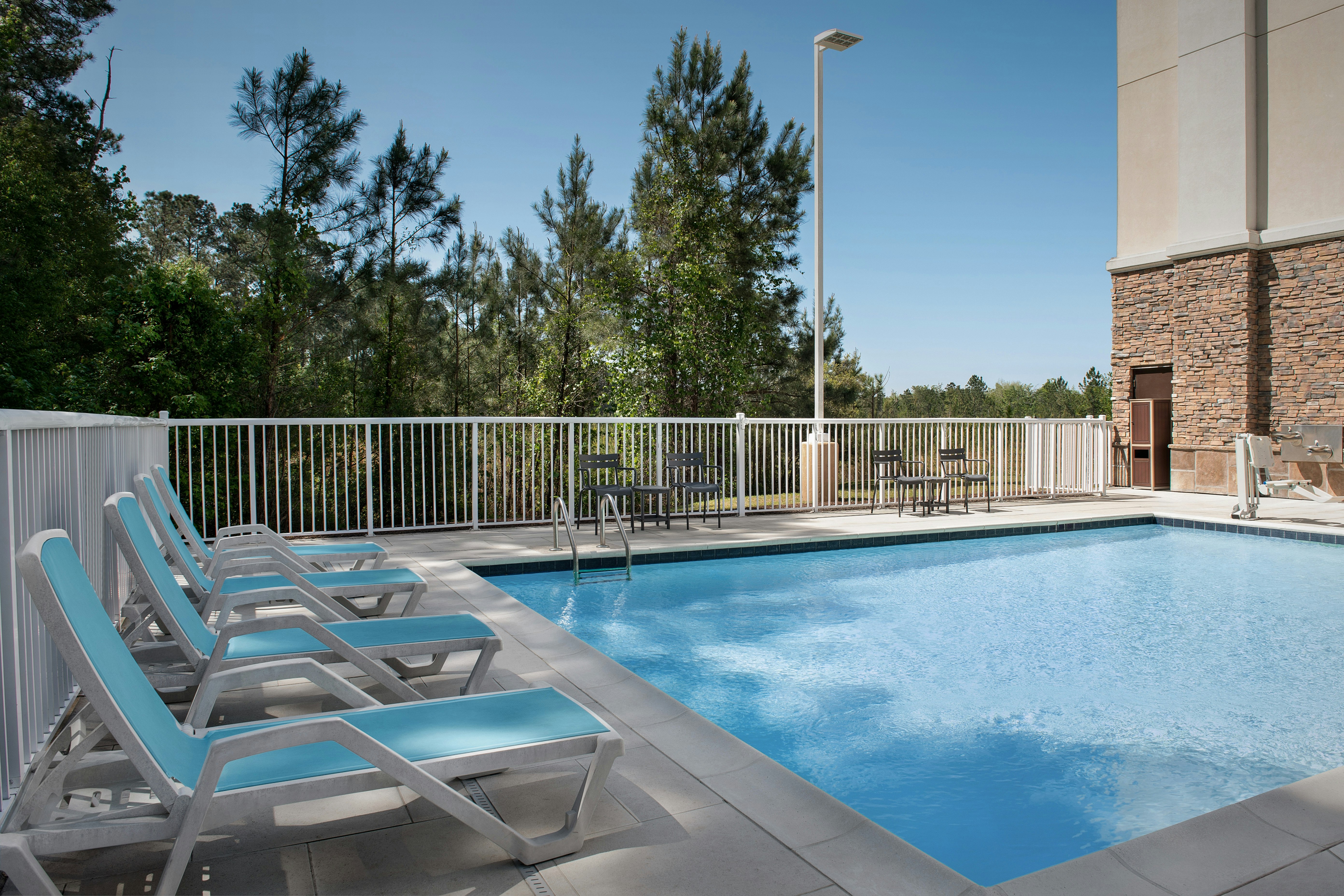 Hampton Inn & Suites Walterboro 32/53