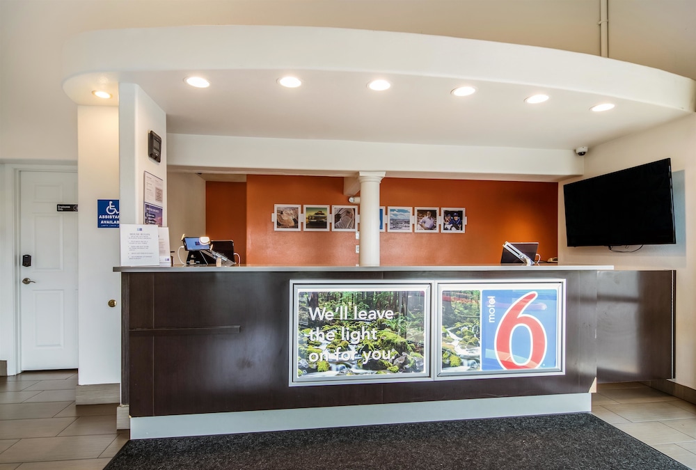 Motel6 Vancouver, WA 8/45