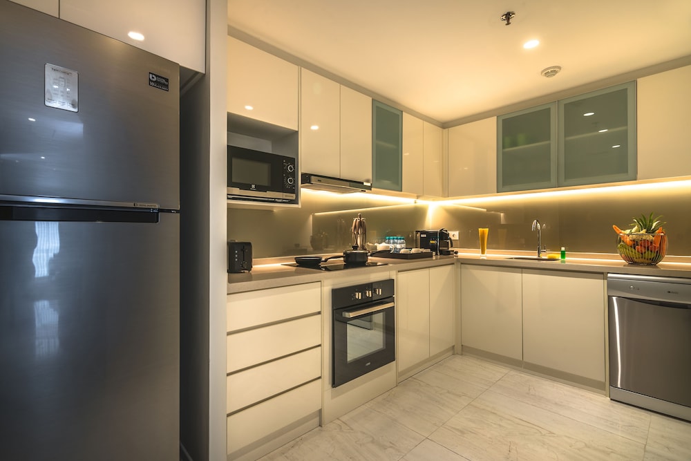 Oakwood Hotel And Residence Surabaya 2/36
