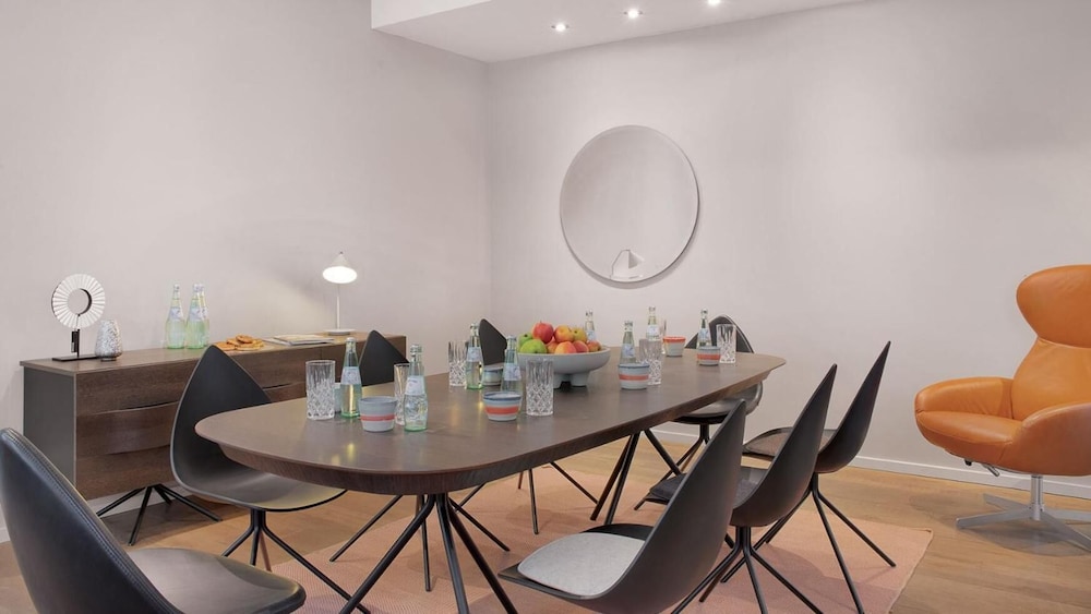 Beethoven Hotel Dreesen - furnished by BoConcept 24/29