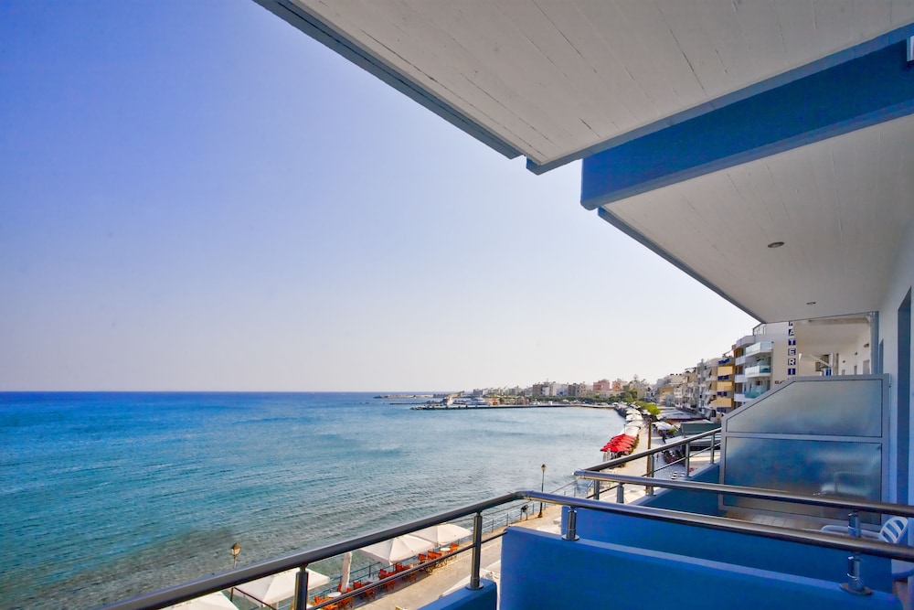 Astron Hotel 44/50