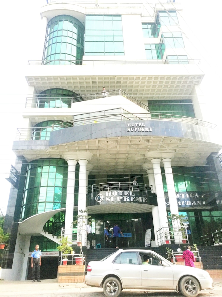 Hotel Supreme 6/50