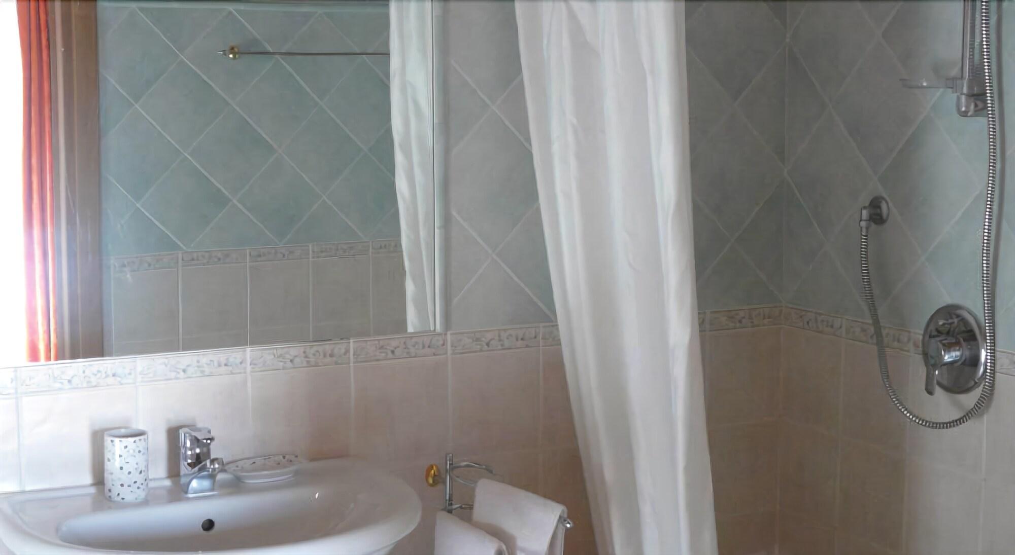 Golf Hotel Villa Bonomo 33/35