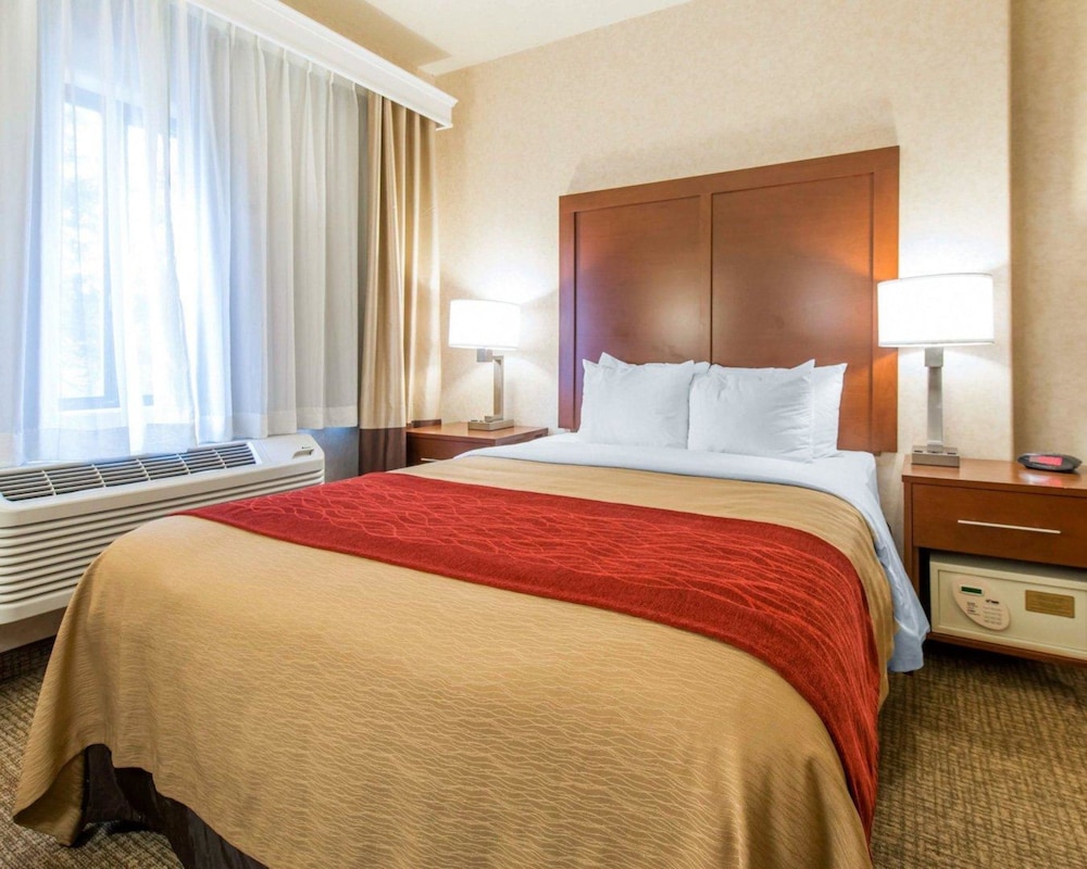 Comfort Inn North - Air Force Academy Area 4/23