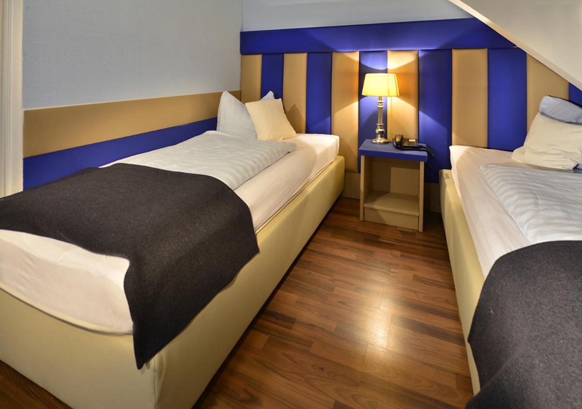Hotel Am Wehrhahn 7/19