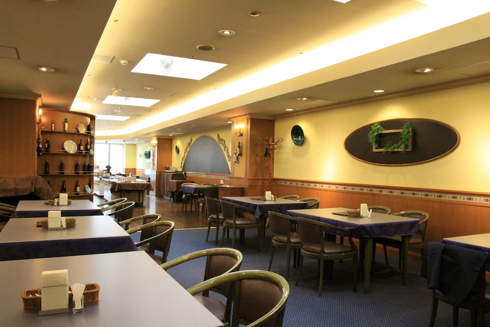 Hotel Sunroute Niigata 52/64