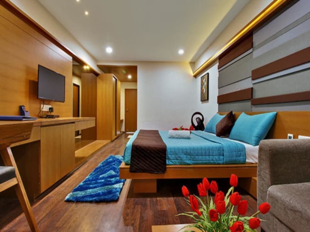 Aarya Grand Hotels Resorts 16/39