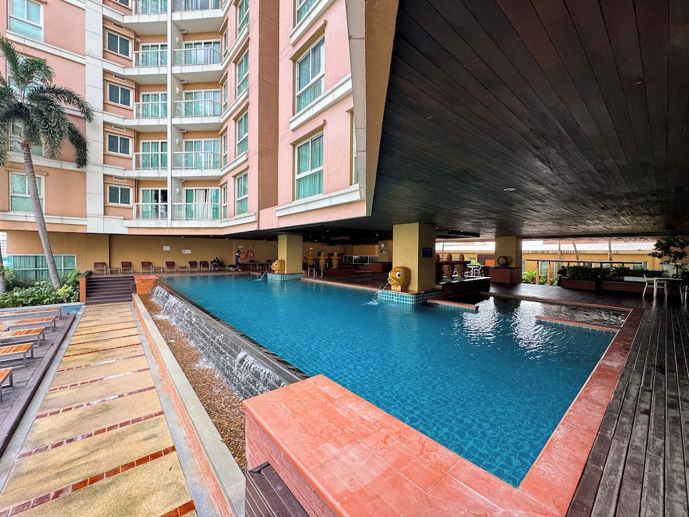 The Narathiwas Hotel and Residence Sathorn Bangkok 58/63