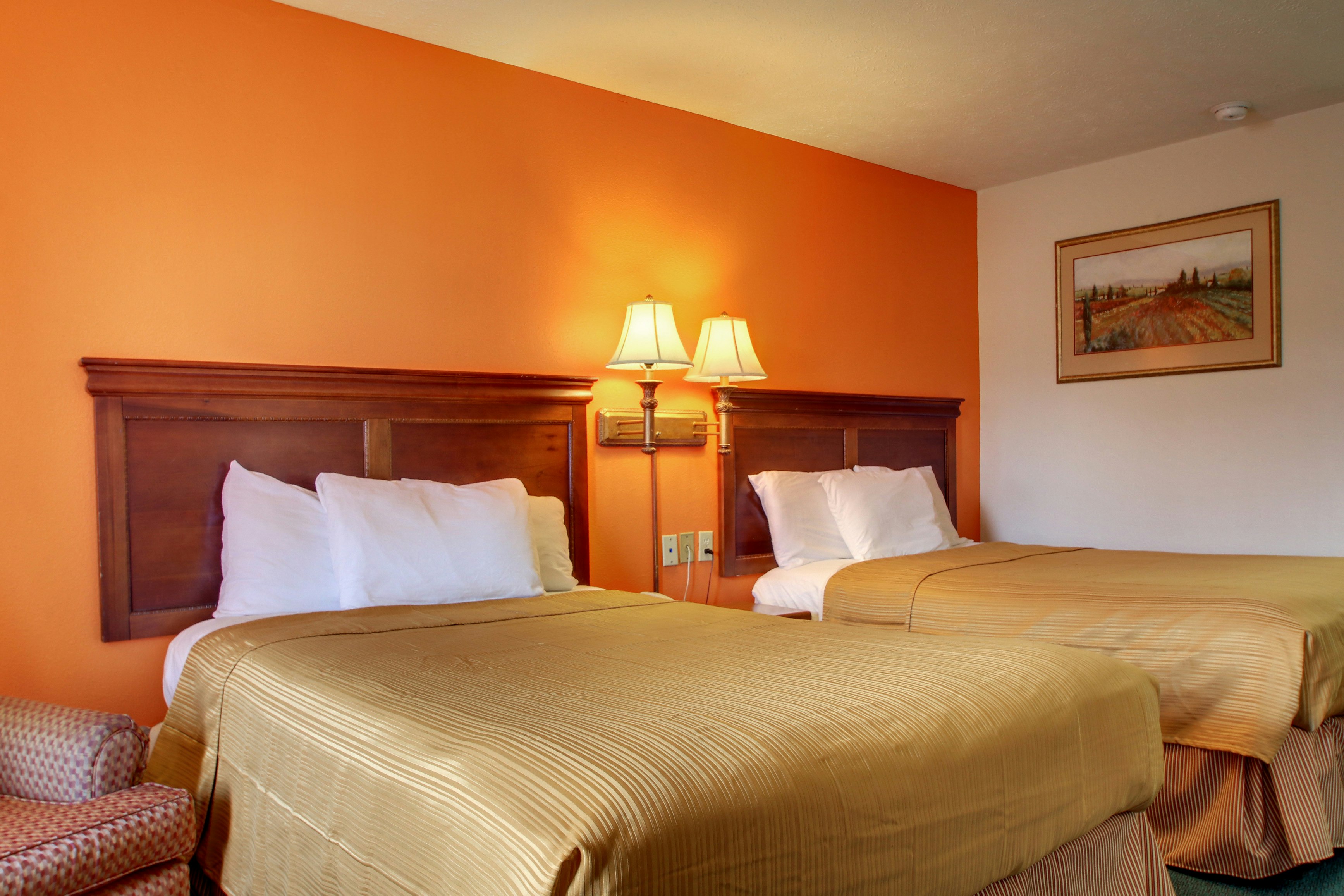 Rodeway Inn Oxford, AL 11/36
