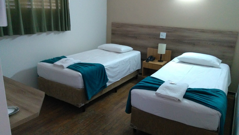 AURORA HOTEL 15/47