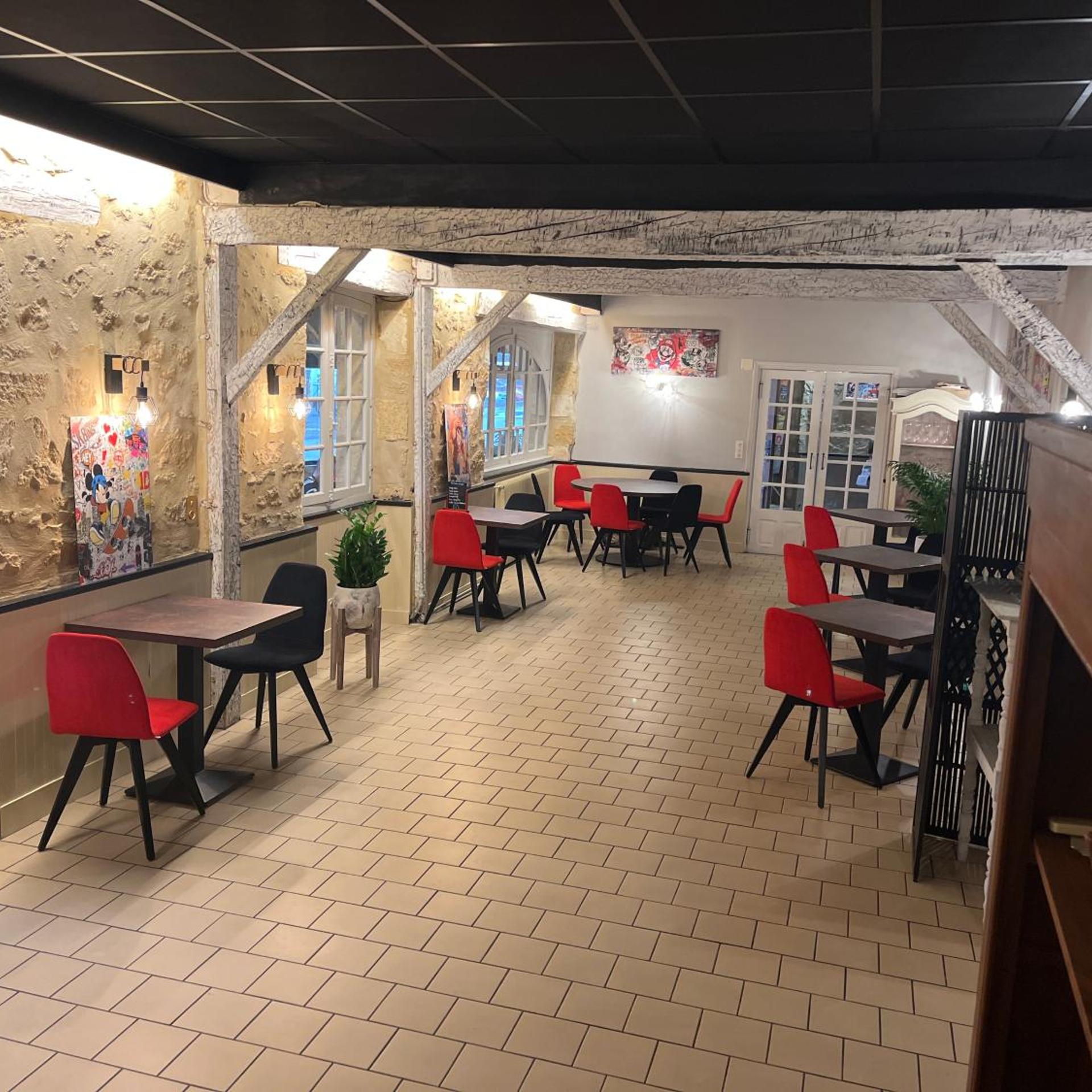 HOTEL DU CHATEAU 17/21