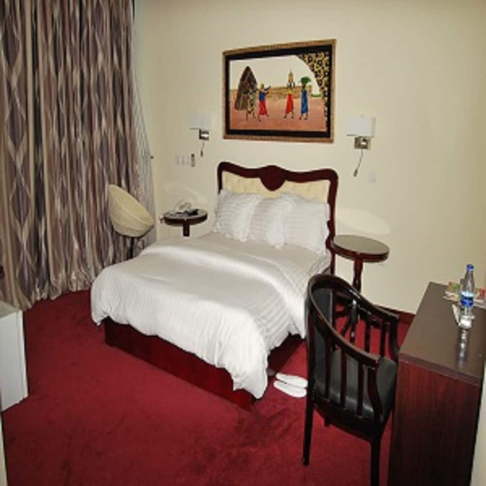 Best Outlook Hotel 12/50