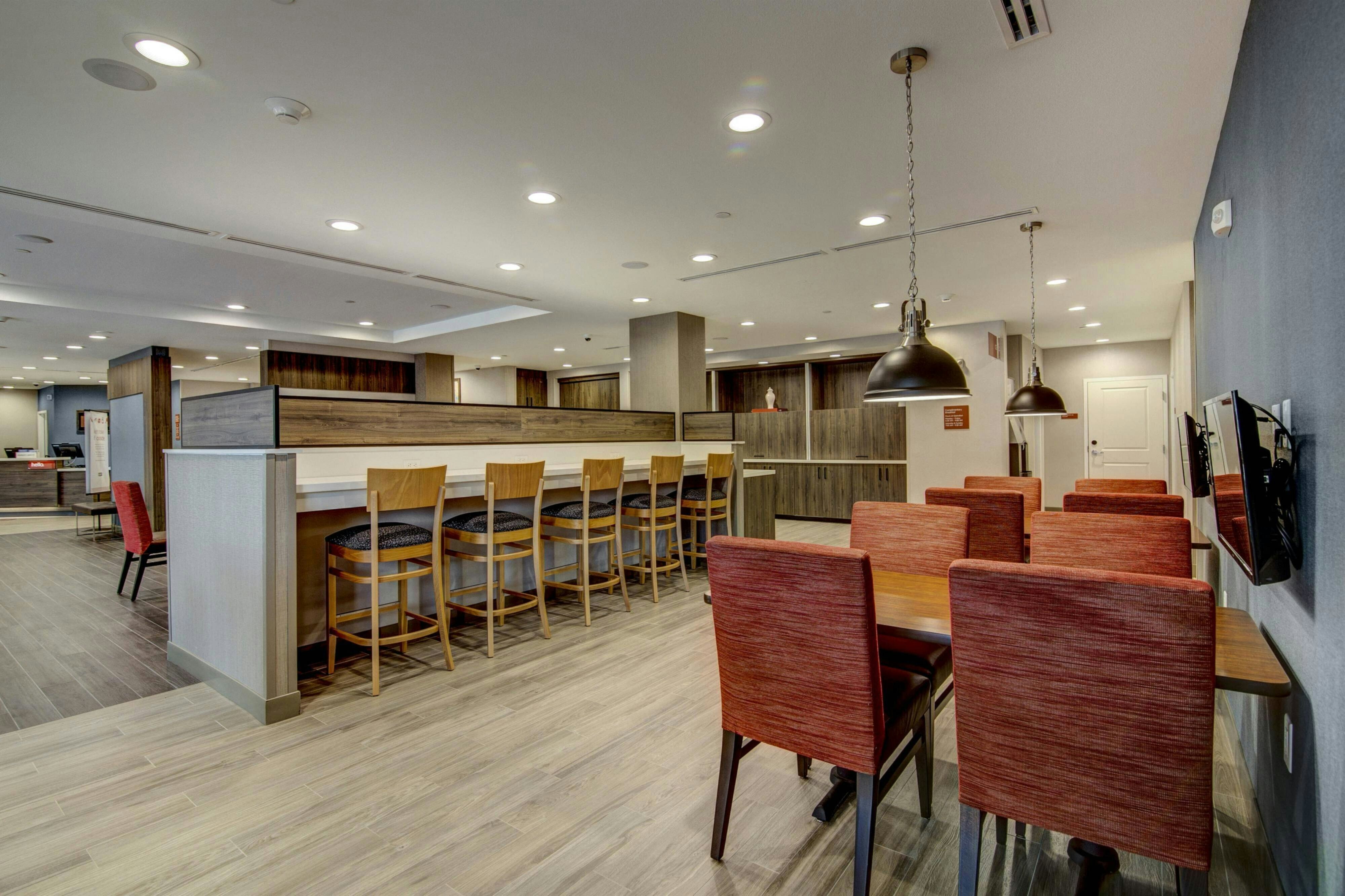 TownePlace Suites by Marriott Houston Hobby Airport 37/42