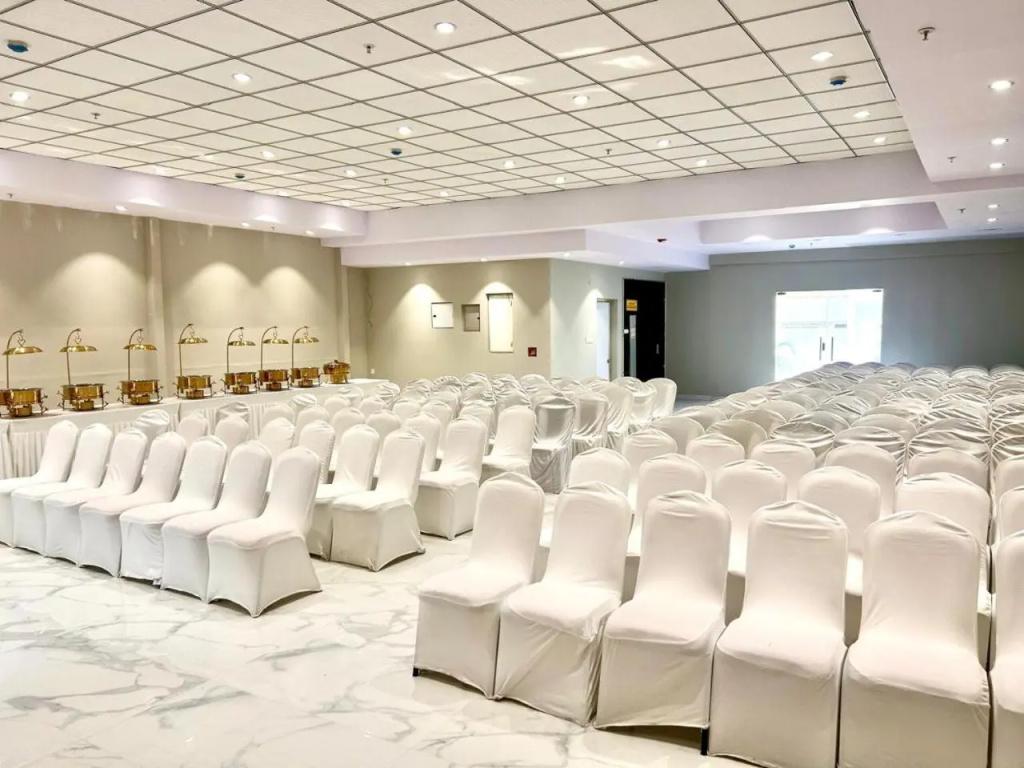 The Beacon Hotel Visakhapatnam 45/50