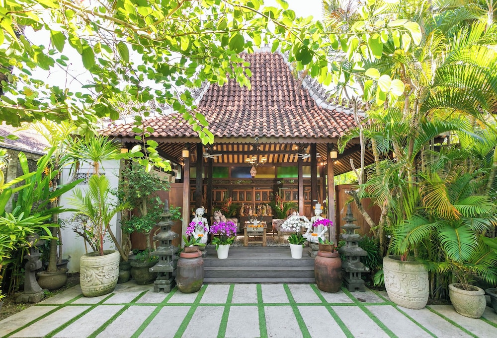 Villa Kampung Kecil 8/78