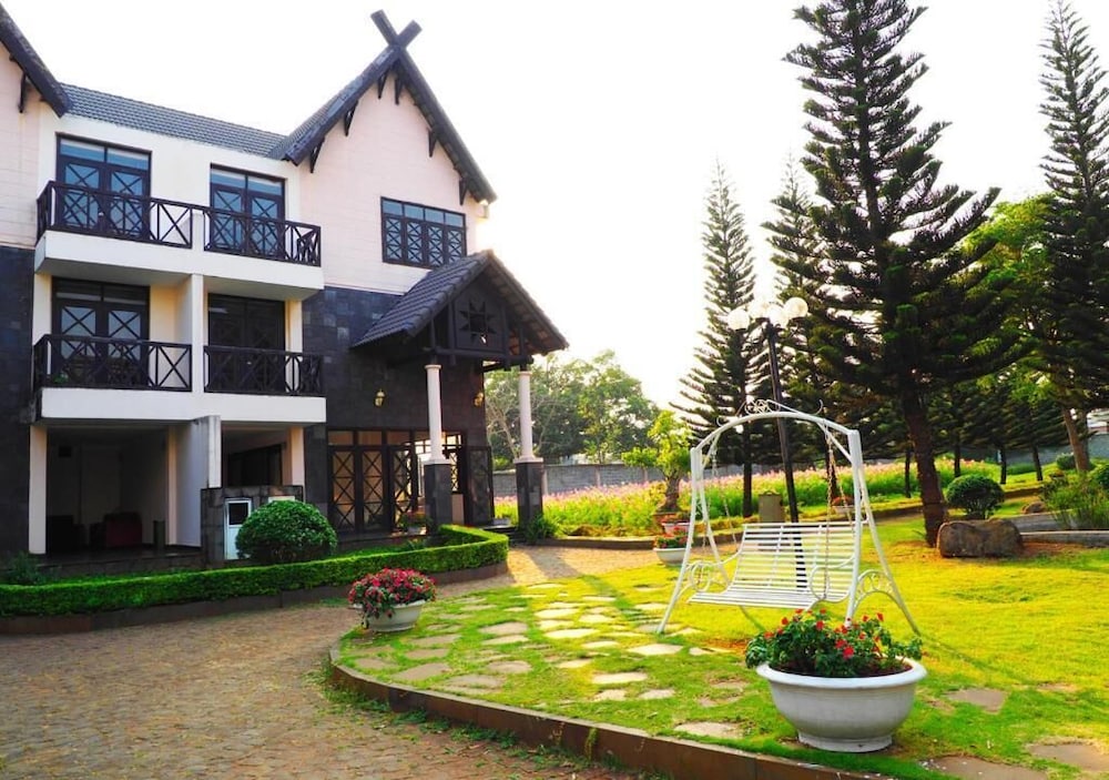 Trung Nguyen Coffee Resort 43/46