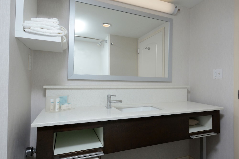 Hampton Inn High Point 22/52