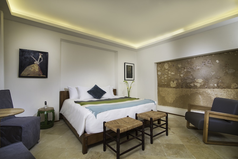 LUCA HOTEL 31/63
