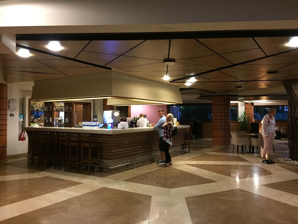 Champion Holiday Village All Inclusive 9/50