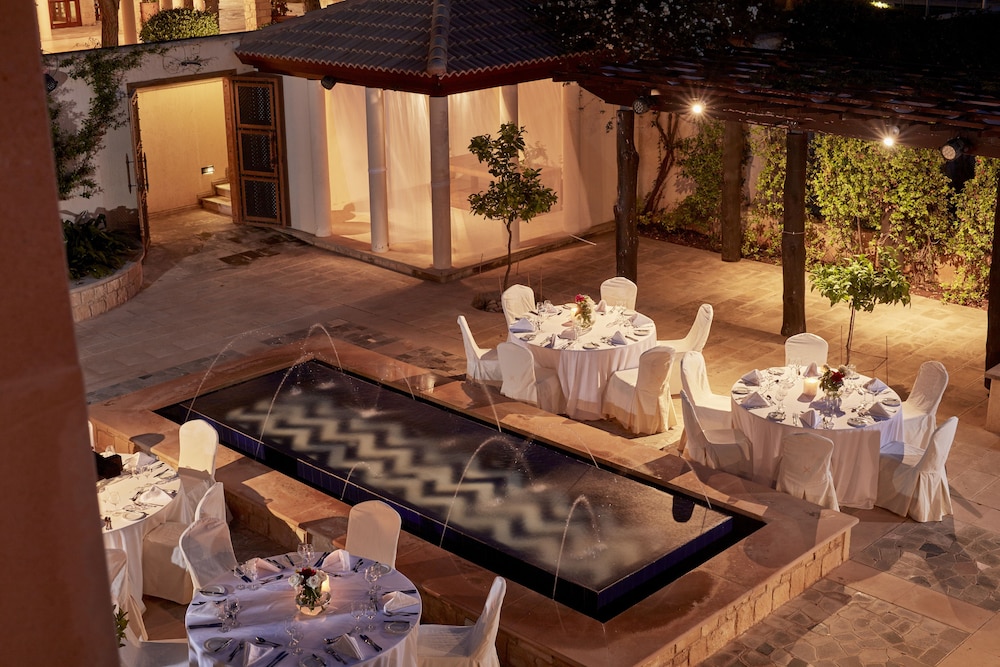 Aphrodite Hills Hotel 18/47