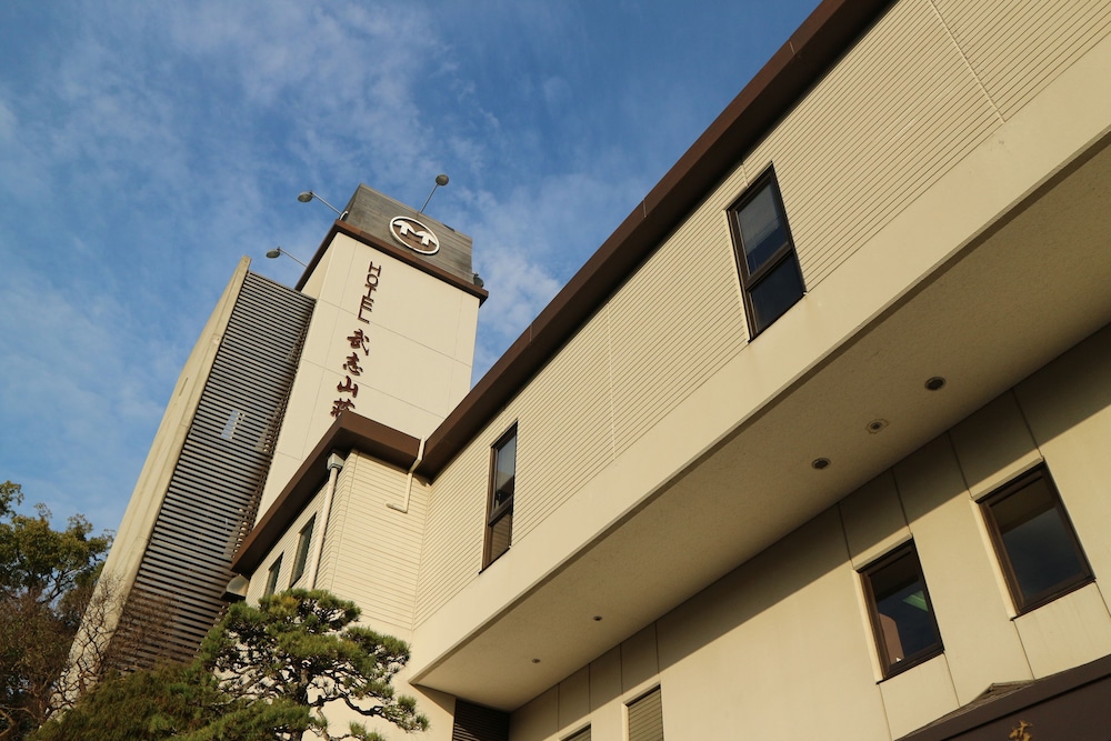 Hotel Takeshi Sanso 1/50