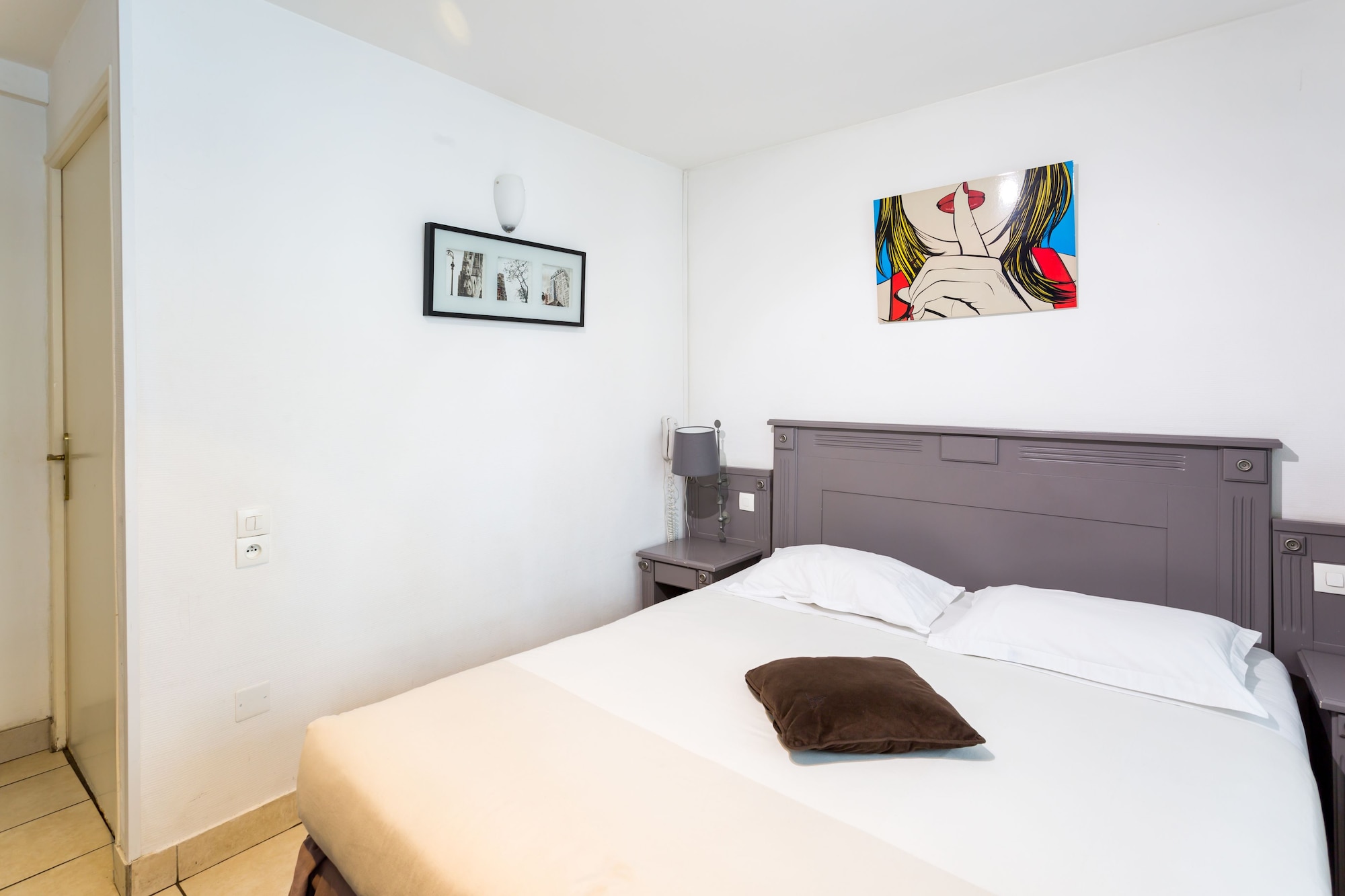 ROOM, TRIPLE