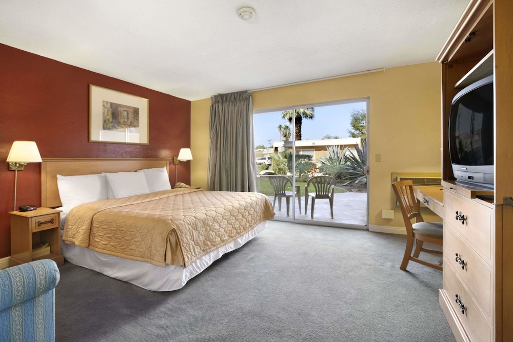 Sol Springs Inn 9/50