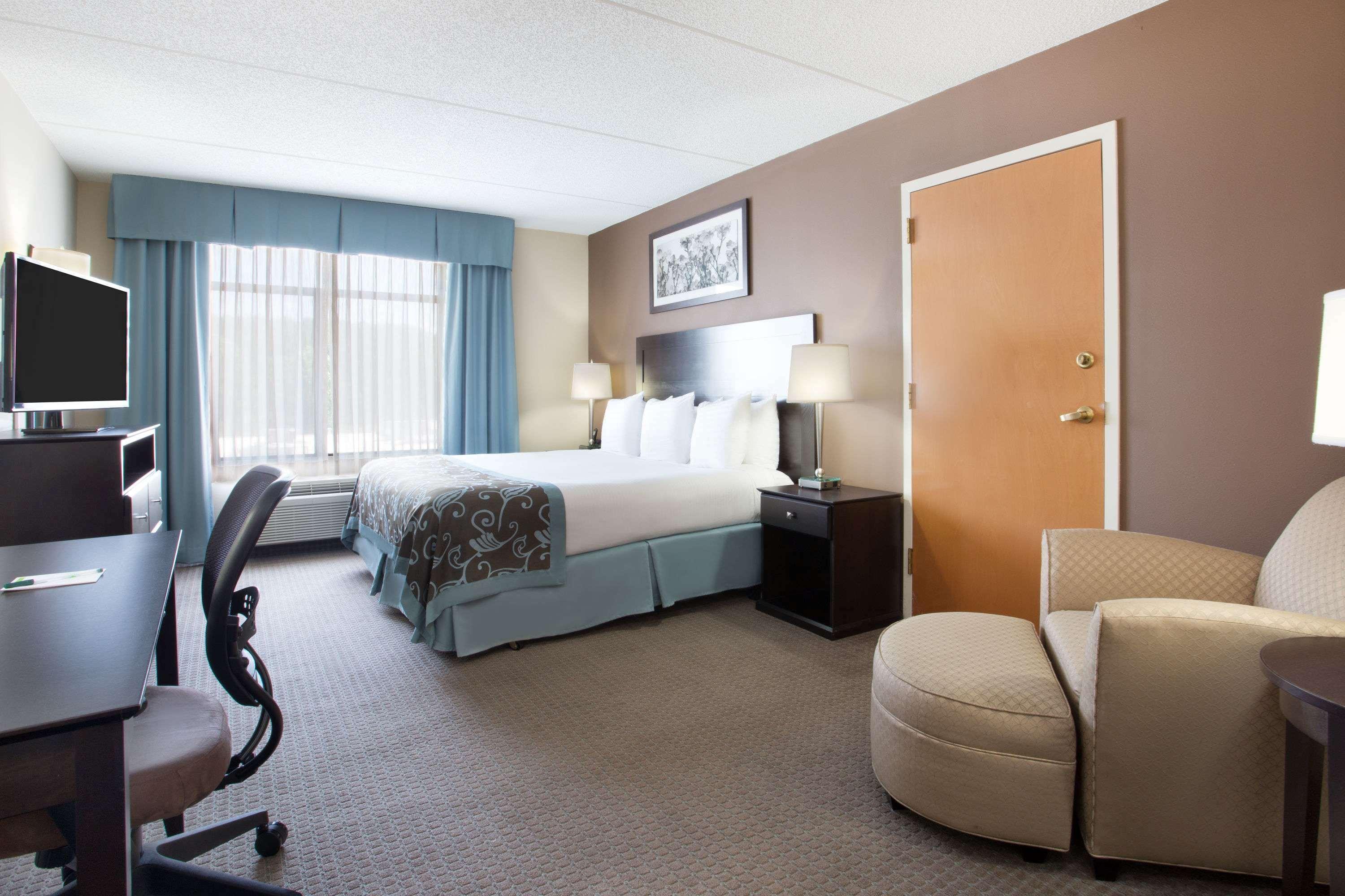Wingate by Wyndham Raleigh South / Garner 12/31