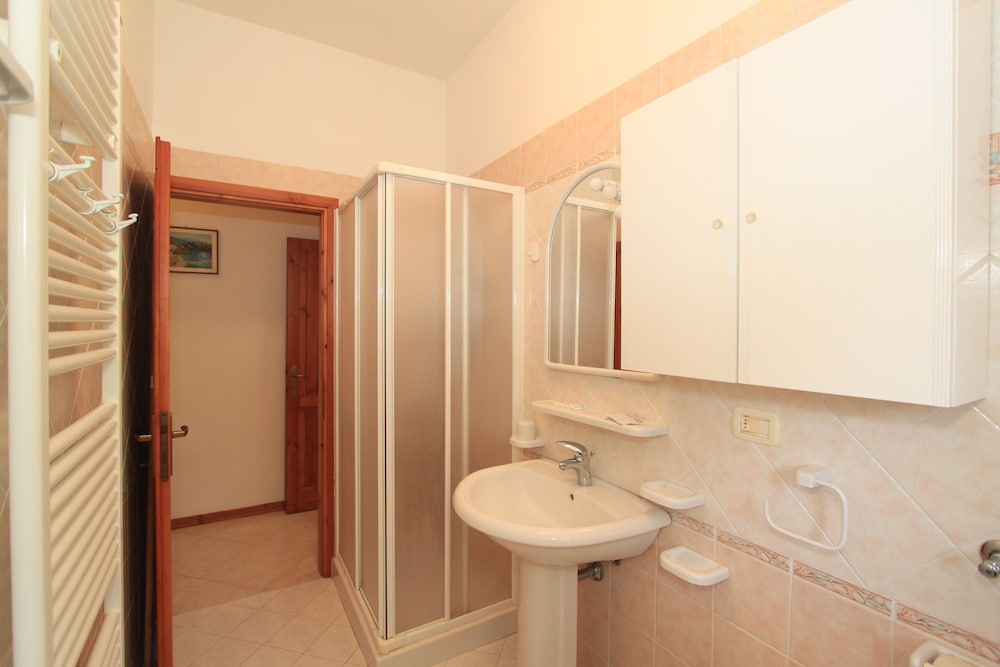 Begonia Villas 35/38