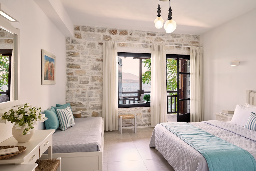 Family Suite, Erato, Superior