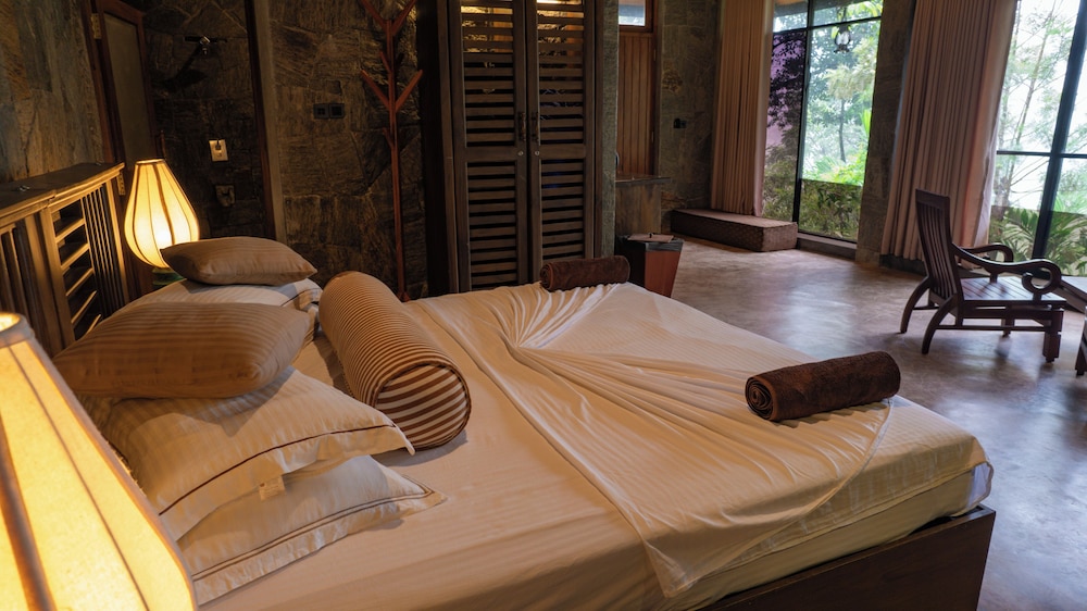The Tea Cottage Resort And Spa 12/50