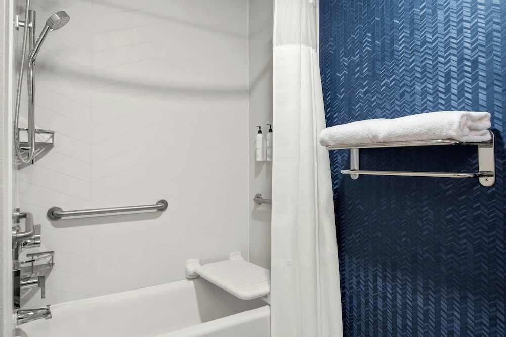Room, 2 Queen Beds, Accessible, Fairfield Inn Suites By Marriott New Buffalo 3/4