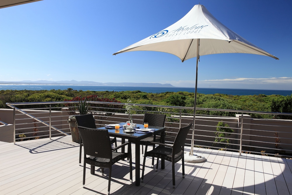 Abalone Guest Lodge 35/50