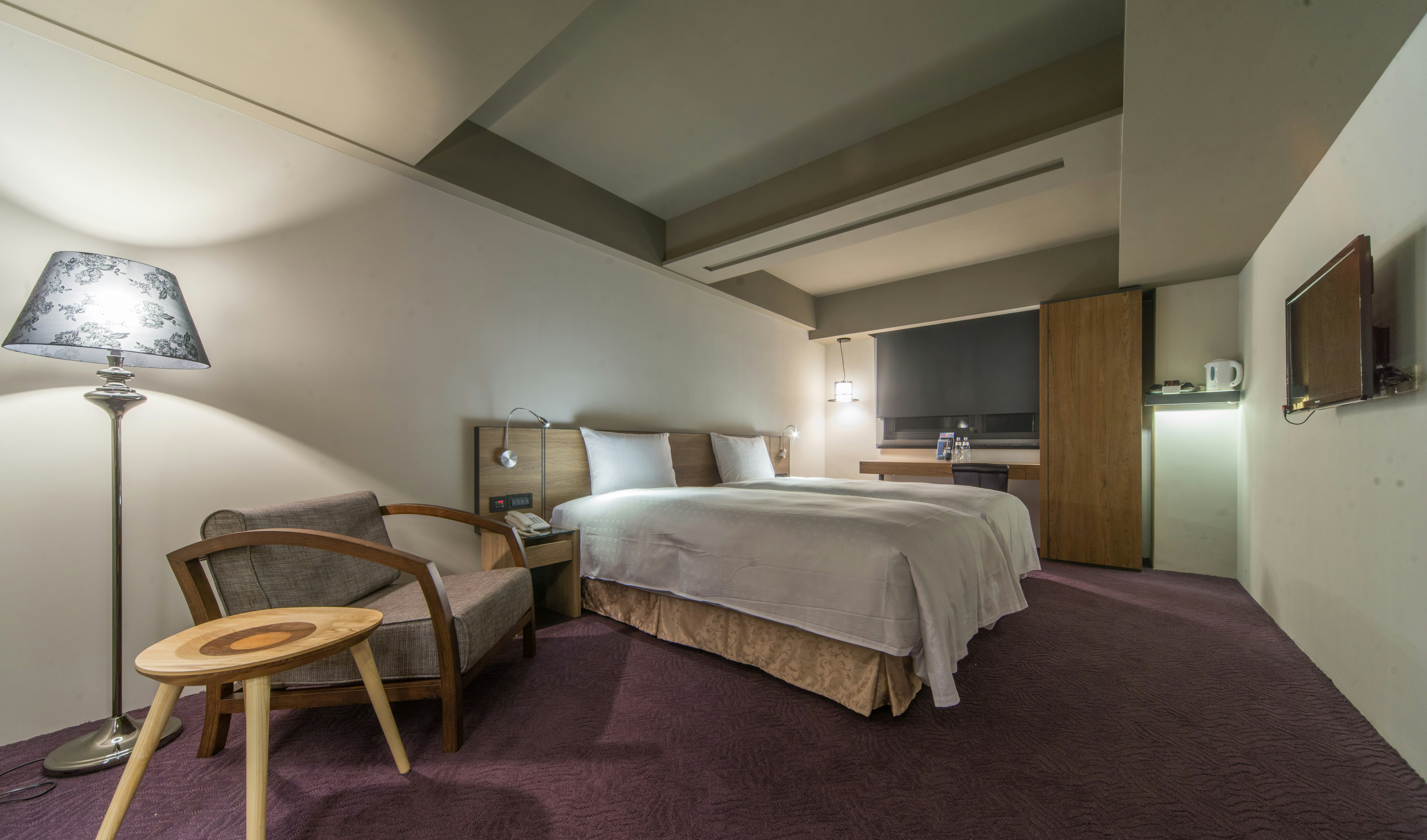 Simple Plus Hotel 10/50