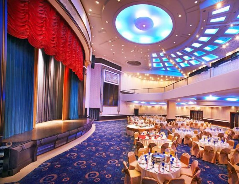 Mardhiyyah Hotel And Suites 50/52